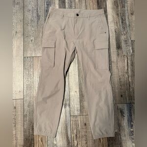 Men's Vuori Meta Cargo Pant, Like New, 36x30